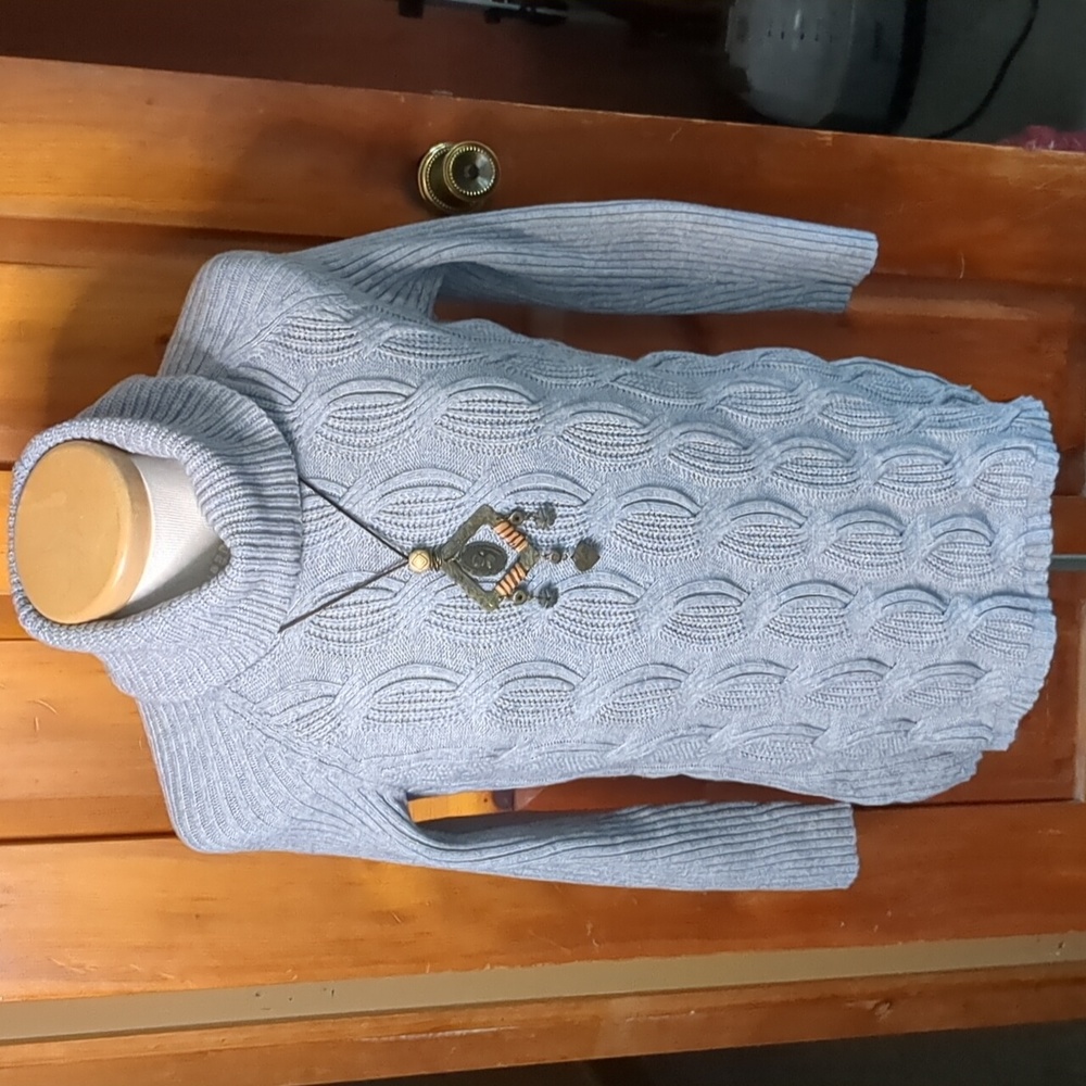 ROYAL ROBBINS* Frost cowl neck sweater with fitted sleeve, cable knit
